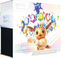 Pokémon Top-Trainer-Box Karmesin & Purpur – Prismatische Entwicklungen – originalversiegelt | Chaseforge